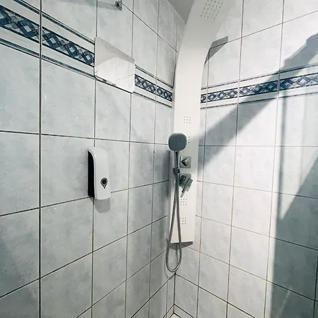 Hébergement de vacances à La Campagne 4 étoiles - 200m2 *