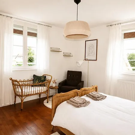 Holiday home A La Campagne 4 Etoiles - 200m2 Sailly (Ardennes)